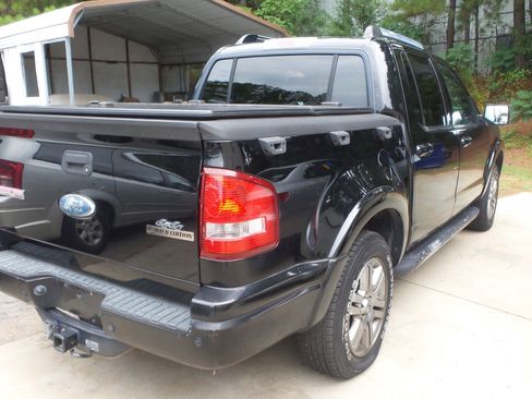 Used 2008 Ford Explorer Sport Trac Limited image 8