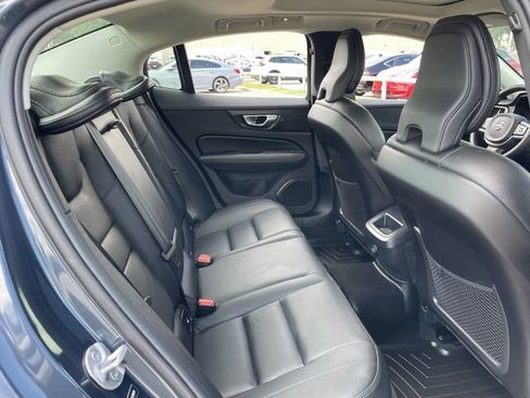 Used 2024 Volvo S60 B5 Plus FWD image 27