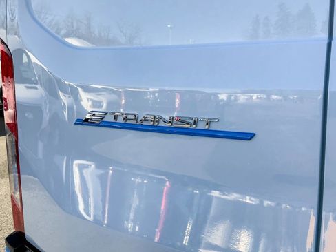 Used 2024 Ford E-Transit Low Roof image 19