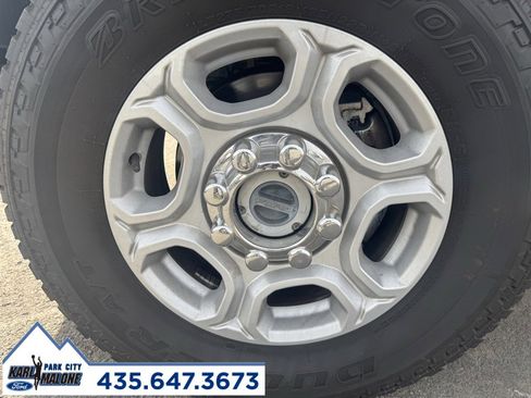 Used 2023 Ford F250 XLT w/ FX4 Off-Road Package image 10