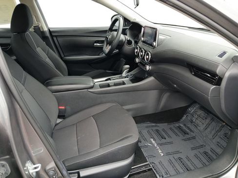Used 2025 Nissan Sentra SV FWD image 24