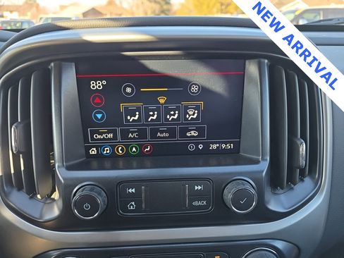 Used 2022 Chevrolet Colorado ZR2 image 21