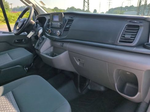 Used 2025 Ford Transit 250 Low Roof w/ Exterior Upgrade Package RWD image 32