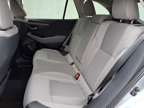 Used 2025 Subaru Outback Premium image 21