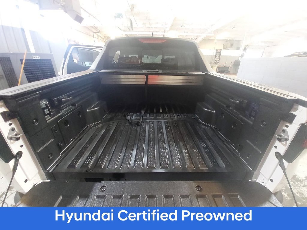 Certified 2025 Hyundai Santa Cruz SEL FWD image 12