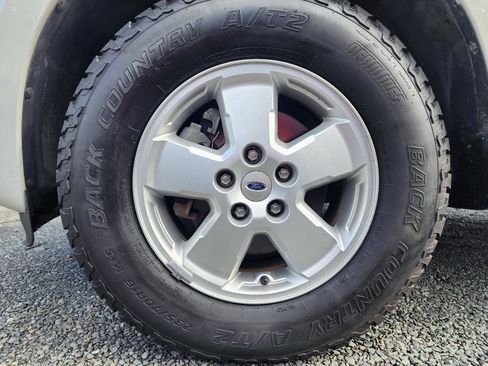 Used 2012 Ford Escape XLT image 34