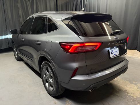 Used 2023 Ford Escape ST-Line w/ Tech Pack #1 AWD/4WD image 7