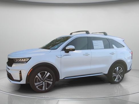 Used 2023 Kia Sorento EX AWD/4WD image 14