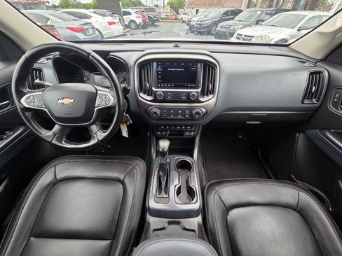 Used 2022 Chevrolet Colorado Z71 AWD/4WD image 21