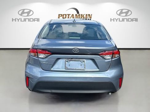 Used 2024 Toyota Corolla LE FWD image 6