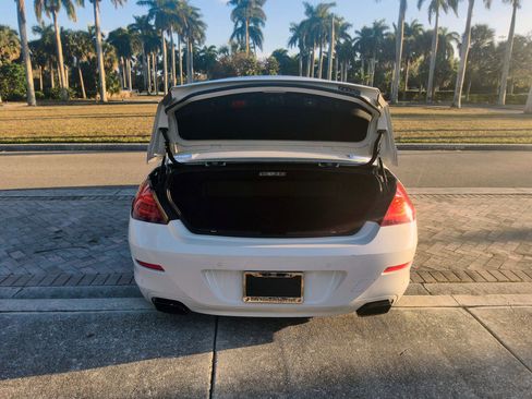 Used 2012 BMW 650i Convertible image 17