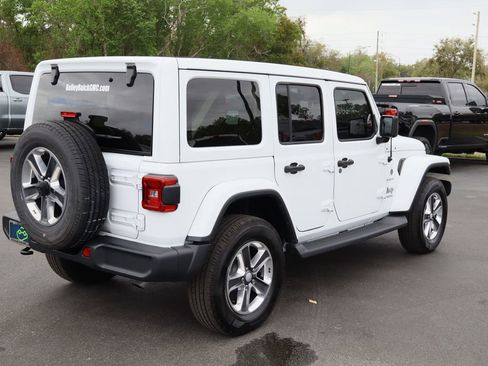 Used 2021 Jeep Wrangler Unlimited Sahara image 8