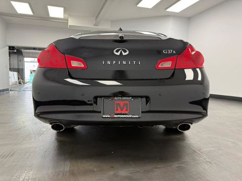Used 2011 INFINITI G37 4dr x AWD w/ Premium Pkg image 7