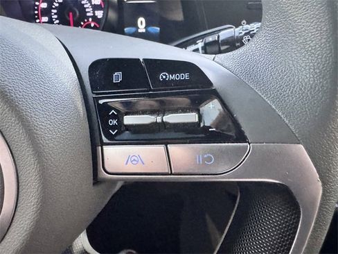 Used 2023 Hyundai Elantra SEL w/ Preferred Accessory Package image 15