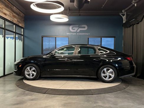 Used 2023 Hyundai Sonata SE FWD image 6