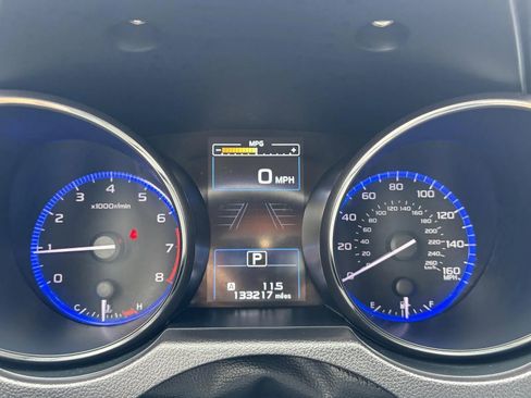 Used 2016 Subaru Legacy 3.6R Limited AWD/4WD image 18