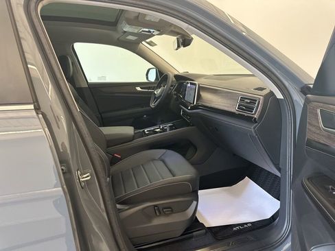 New 2026 Volkswagen Atlas SEL AWD/4WD image 28