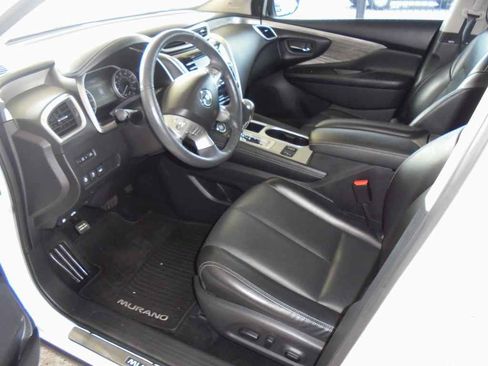 Used 2018 Nissan Murano SL FWD image 7