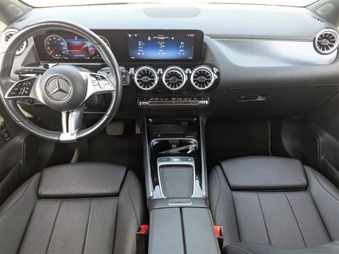 Used 2025 Mercedes-Benz GLA 250 4MATIC w/ Winter Package image 16