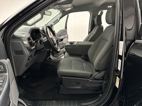 Used 2024 Ford F150 XLT AWD/4WD image 21