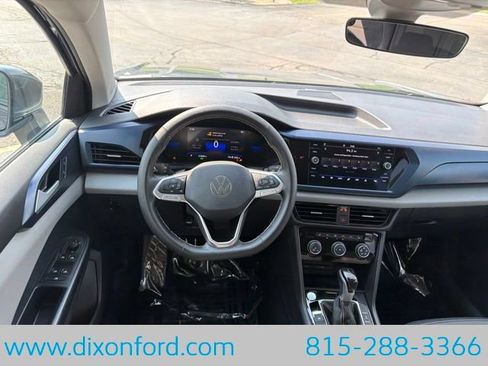 Used 2023 Volkswagen Taos SE FWD image 20