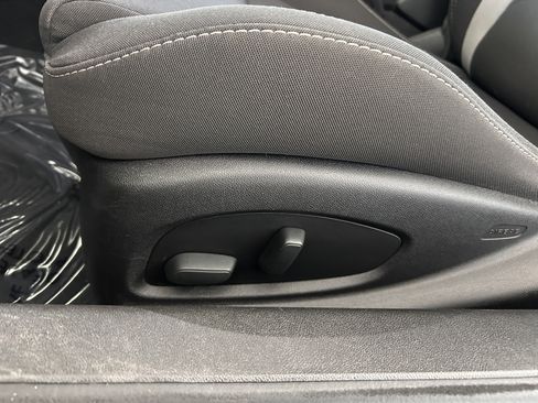 Used 2018 Chevrolet Camaro SS image 23