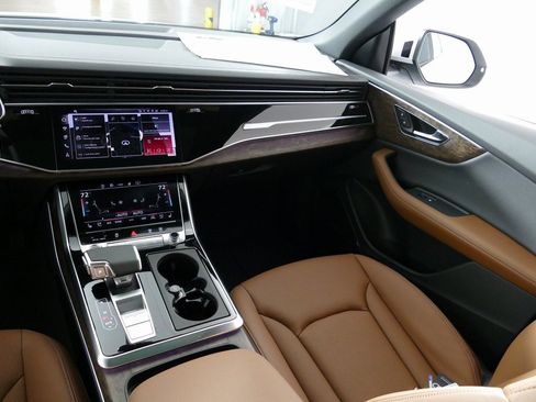 New 2026 Audi Q8 Premium Plus image 23