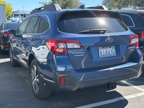 Used 2019 Subaru Outback 3.6R Limited AWD/4WD image 4