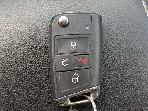 Certified 2024 Volkswagen Tiguan S FWD image 28