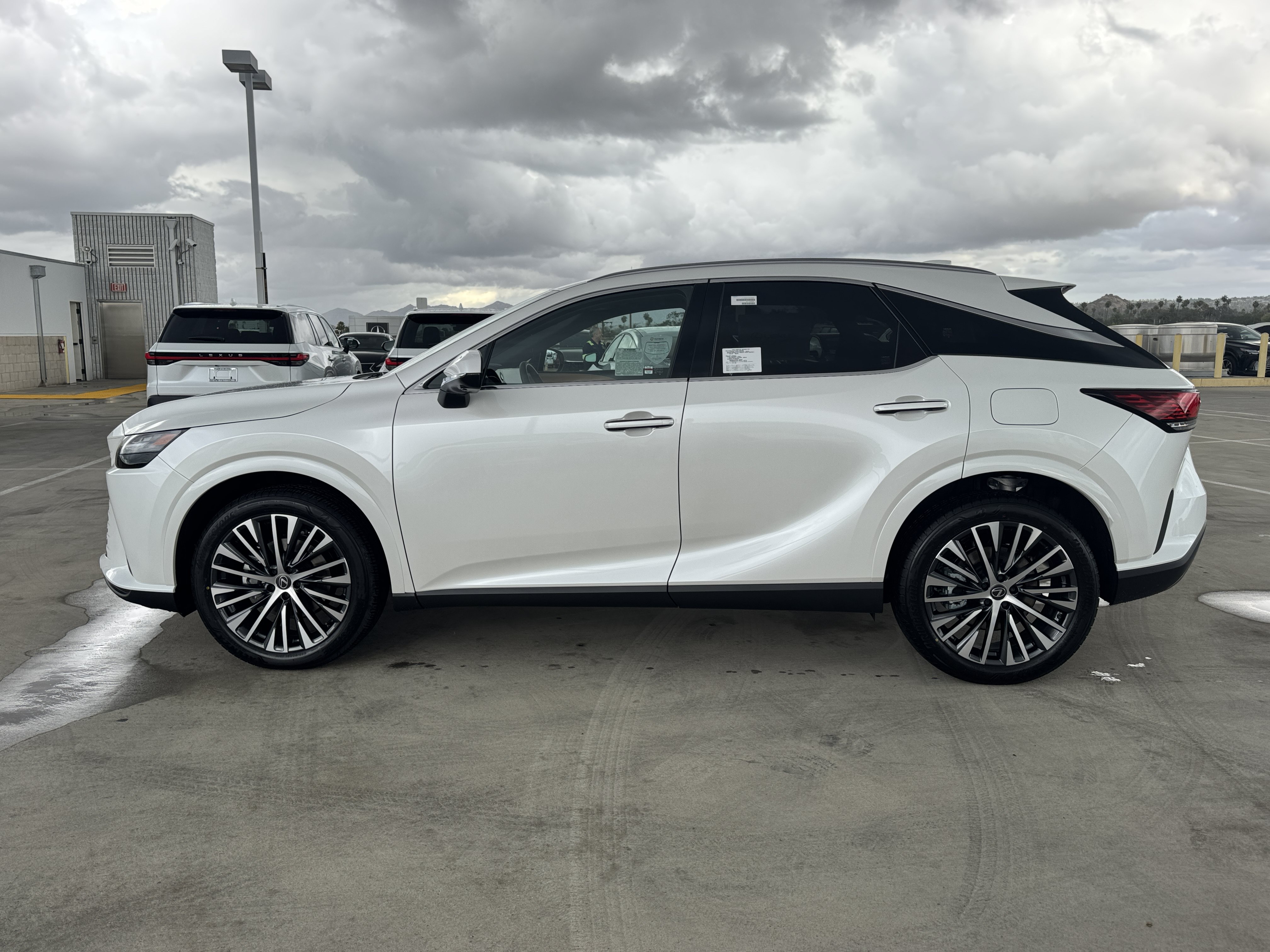 New 2026 Lexus RX 350 FWD image 6