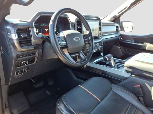 Used 2023 Ford F150 Platinum image 16