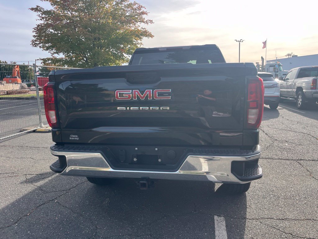 Used 2023 GMC Sierra 1500 Pro w/ Pro Value Package AWD/4WD image 5