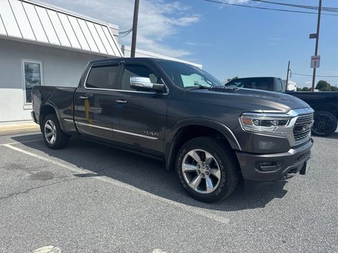 Used 2019 RAM 1500 Limited AWD/4WD image 10