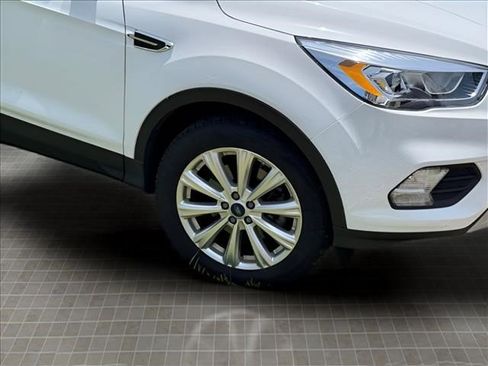 Used 2019 Ford Escape SEL AWD/4WD image 11