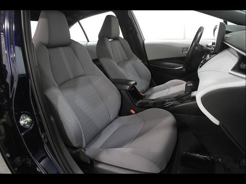 Used 2024 Toyota Corolla SE FWD image 16