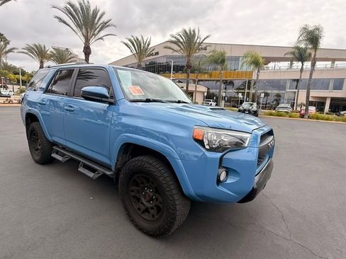 Used 2018 Toyota 4Runner TRD Pro AWD/4WD image 2
