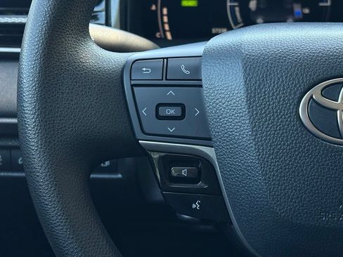Used 2025 Toyota Camry LE FWD image 20