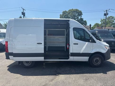 Used 2020 Mercedes-Benz Sprinter 2500 w/ Driver Convenience Package image 22