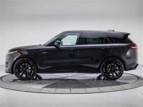 New 2026 Land Rover Range Rover Sport Dynamic SE AWD/4WD image 2