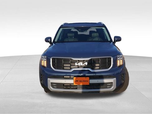 Certified 2024 Kia Telluride SX Prestige w/ Towing Package AWD/4WD image 12