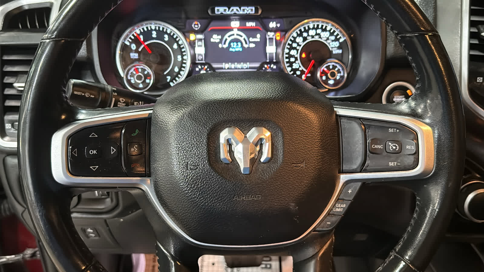 Used 2022 RAM 1500 Big Horn AWD/4WD image 11