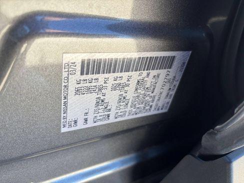 Used 2024 Nissan Rogue SV FWD image 29
