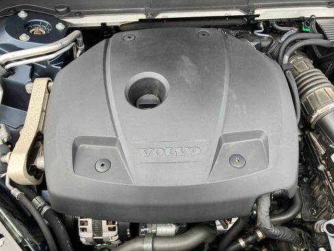 Used 2021 Volvo XC60 T6 Inscription w/ Advanced Package image 10