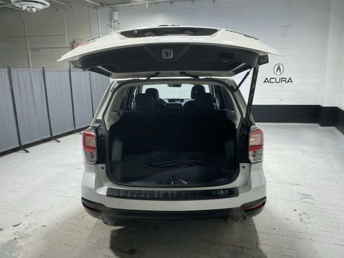 Used 2017 Subaru Forester 2.0XT Premium image 19