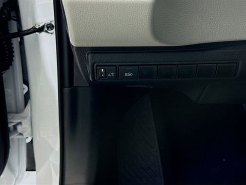 New 2026 Toyota Corolla LE image 10