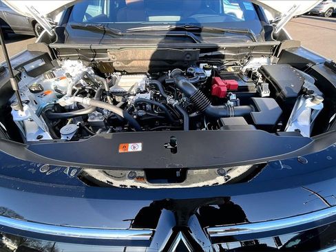 New 2026 Mitsubishi Outlander SEL image 10