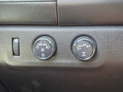 Used 2018 GMC Canyon SLE w/ SLE Convenience Package image 41