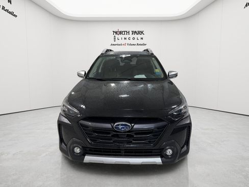 Used 2025 Subaru Outback Touring XT AWD/4WD image 8