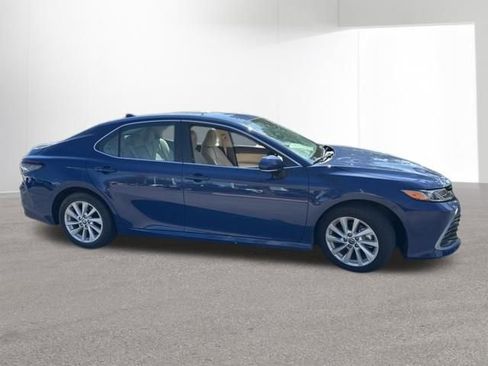 Used 2024 Toyota Camry LE FWD image 13