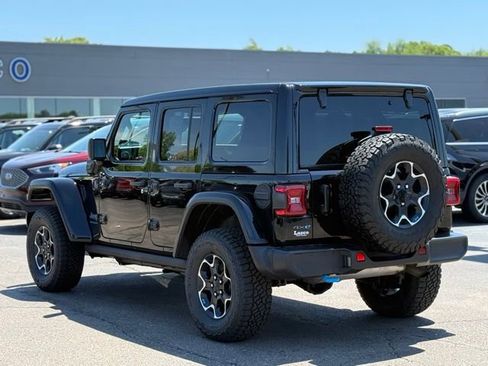 Used 2023 Jeep Wrangler Unlimited Rubicon 4xe w/ Cold Weather Group AWD/4WD image 45